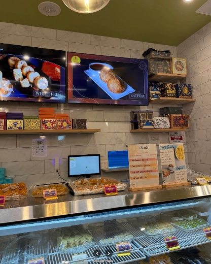 Gwalia Sweets and Restaurant Etobicoke interior